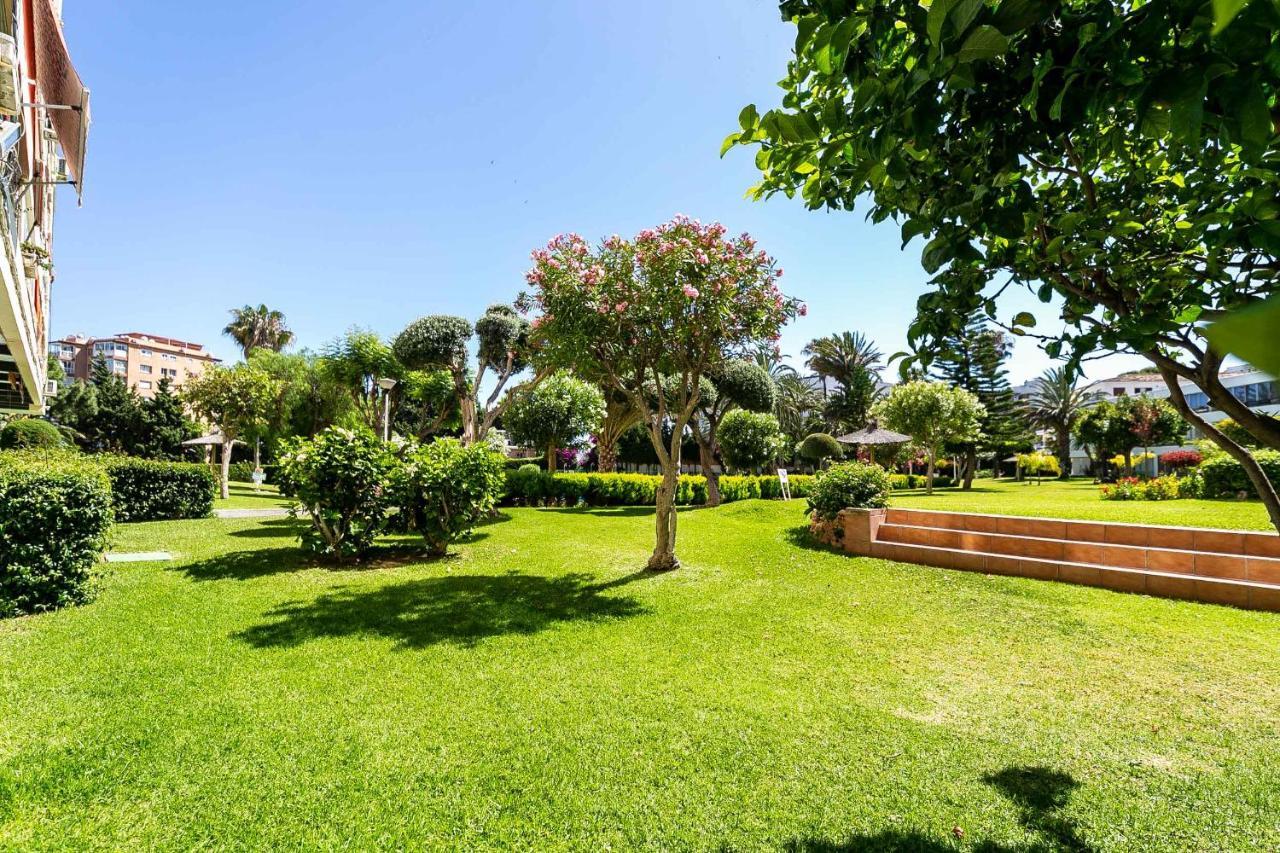 Apartamento Acogedor, Terraza, Piscina Y Mar Benalmadena Ngoại thất bức ảnh